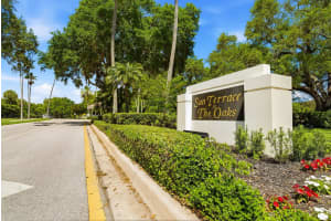 9502 Chapman Oak Court, Palm Beach Gardens