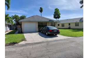 1322 Pines Lane, West Palm Beach