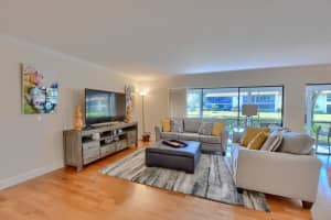 6748 Willow Wood Drive 1305, Boca Raton