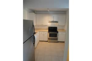 731 N Pine Island Road 402, Plantation