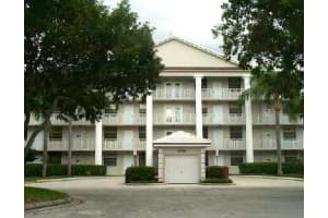 3635 Whitehall Drive 305, West Palm Beach