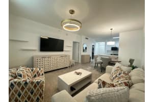 630 S Sapodilla Avenue 104, West Palm Beach