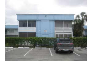 401 Saxony Drive 401-i, Delray Beach