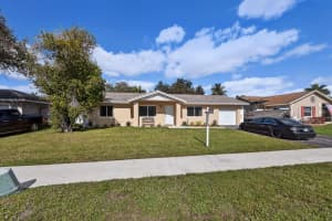12541 Sw 10th Court, Davie