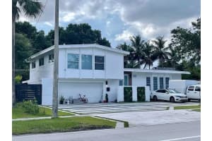 19960 Highland Lakes Boulevard, Miami