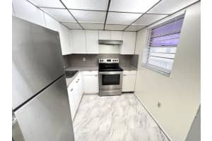 15600 Nw 7th Avenue 516, Miami