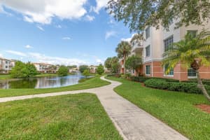 6101 Myrtlewood Circle W, Palm Beach Gardens