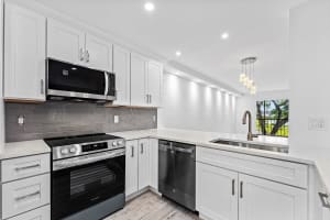 7192 Huntington Lane 208, Delray Beach