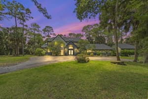1339 Gallop Drive, Loxahatchee