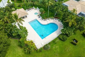 2101 Pin Oak Court, Palm Beach Gardens