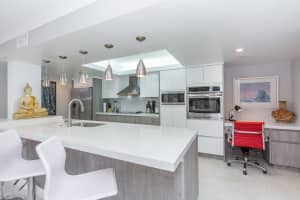 2455 Lindell Boulevard 3304, Delray Beach