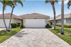 5501 Grande Palm Circle, Delray Beach