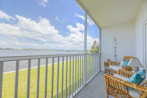 1516 S Lakeside Drive 203, Lake Worth Beach