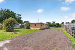 1537 E Breezy Lane, Plantation Mobile Home Park, Fl 33417, West Palm Beach