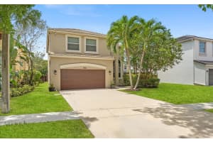 9825 Scribner Lane, Wellington