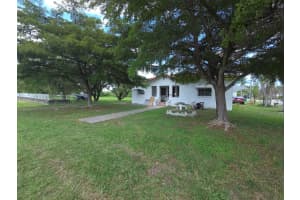 145 Sw 3rd Avenue, Florida City