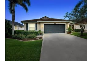 6292 Grand Cypress Circle, Lake Worth
