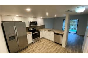 5269 Sw 40th Avenue 21, Dania Beach
