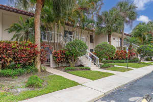 260 Nw 67th Street A203, Boca Raton