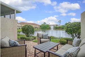 638 Sw Glen Crest Way, Stuart