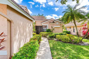 8356 Sunmeadow Lane, Boca Raton