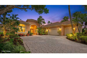 9026 Lakes Boulevard, West Palm Beach
