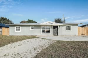 2831 Ne Savannah Road, Jensen Beach
