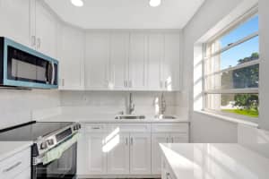 121 Bedford E, West Palm Beach