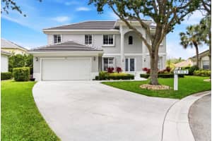 573 Cocoplum Dr Drive E, Jupiter