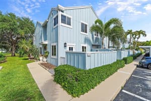 6198 Riverwalk Lane 8, Jupiter