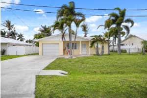 1459 Sw Seahawk Way, Palm City