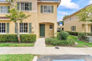 6051 Sw 19th Court, North Lauderdale