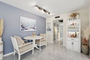 125 Oakridge J 125, Deerfield Beach