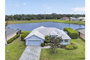531 High Hawk Circle, Vero Beach