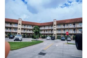 8901 Sunrise Lakes Boulevard 307, Sunrise
