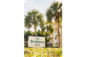 3575 S Ocean Boulevard 408, South Palm Beach