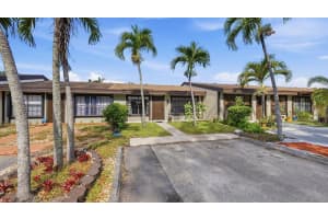 2260 Plum Court, Pembroke Pines