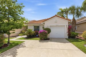 3622 Coco Lake Drive, Coconut Creek