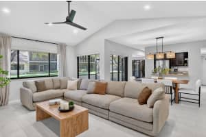 5530 Coach House Circle A, Boca Raton