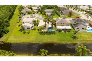 5535 Nw 54th Circle, Coconut Creek