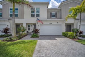 16121 Oakview Drive, Westlake