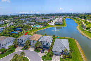 4460 Gramercy Drive, Oakland Park