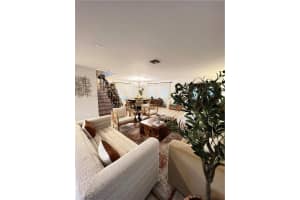 18764 Nw 89th Court, Hialeah