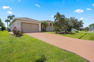 1092 Sw Majorca Avenue, Port St. Lucie, Fl 34953, Port Saint Lucie