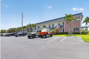 1176 Bayshore Drive 205, Fort Pierce