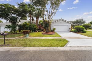 8914 Brittany Lakes Drive, Boynton Beach
