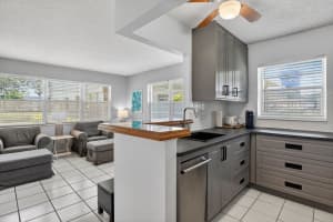 492 W Tilford W, Deerfield Beach