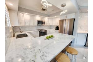 75 Venetian Drive D-11, Delray Beach