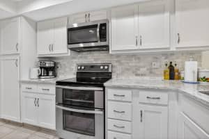 6062 Glendale Drive, Boca Raton