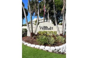 1709 Whitehall Drive 203, Davie